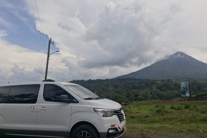 Private Transportation From Liberia Airport To Planet Hollywood  - Photo 1 of 14